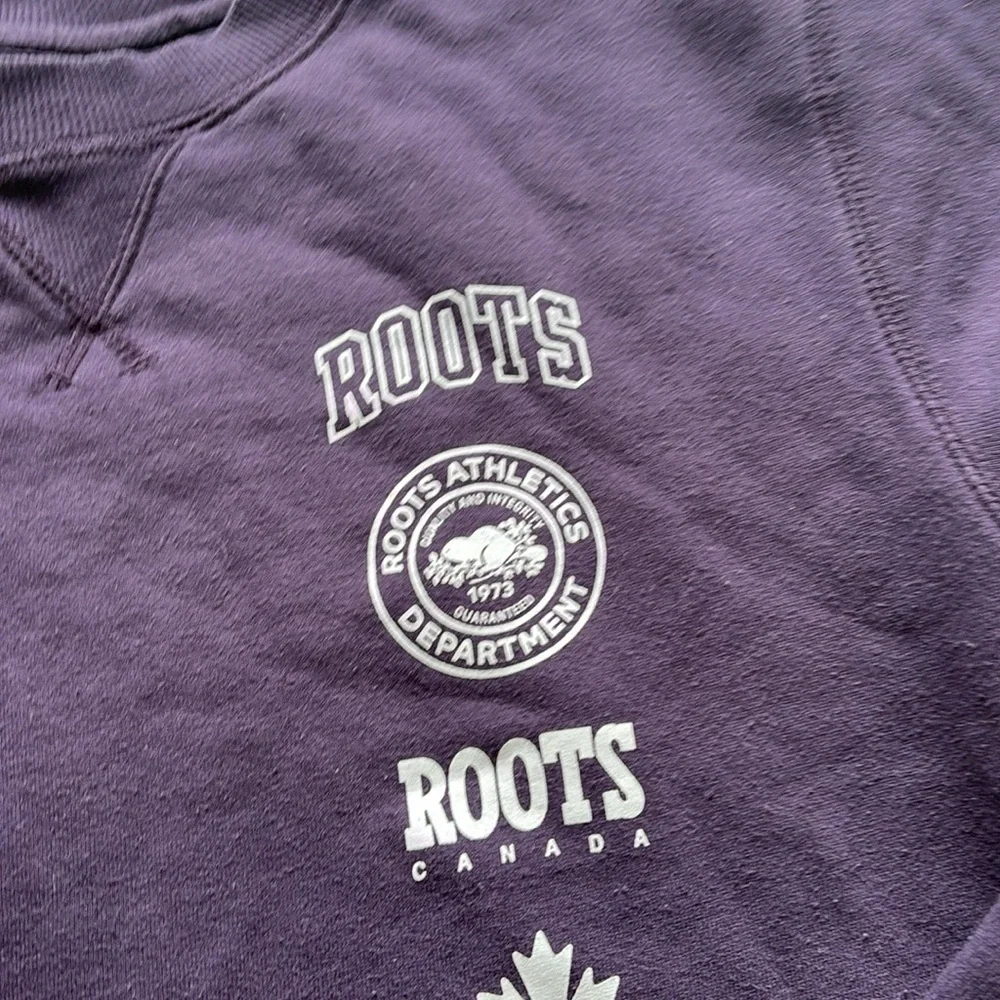 Roots Purple Crewneck Sweatshirt – Size S | Canadian Heritage |‎ Cozy Casual | - Picture 4 of 9
